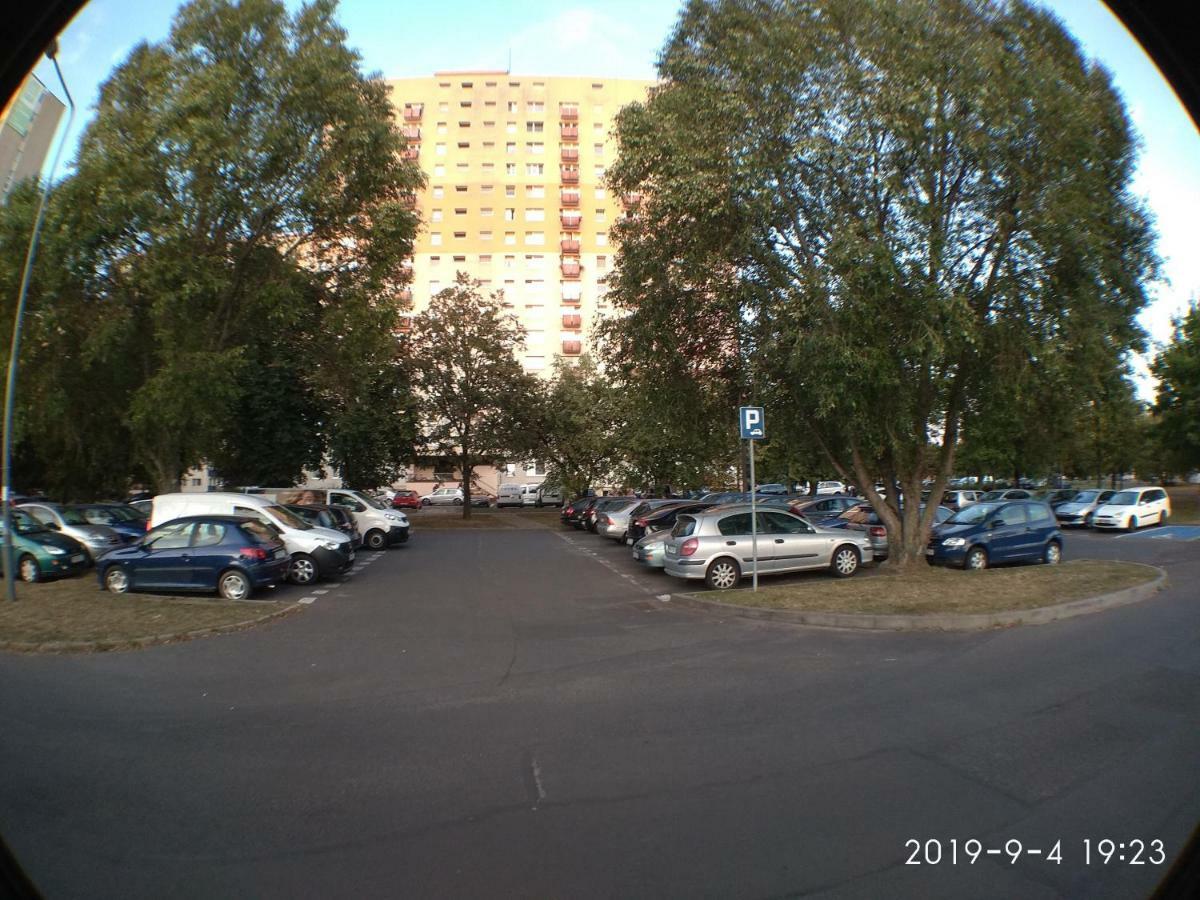 2020 Zwyciestwa 18 - Mieszkanie / Kawalerka / Studio Posen Exterior foto