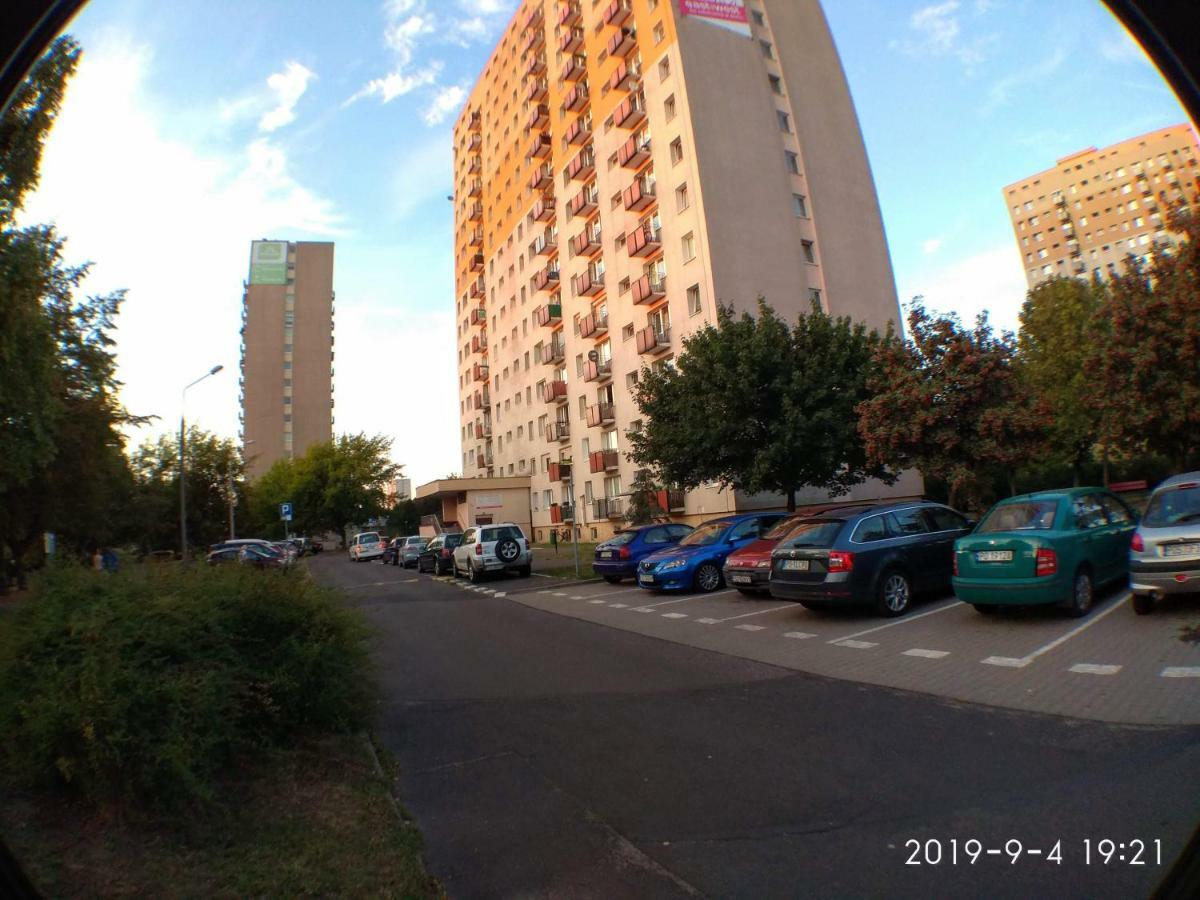 2020 Zwyciestwa 18 - Mieszkanie / Kawalerka / Studio Posen Exterior foto